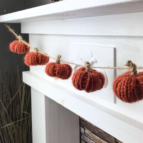 Kürbis Girlande,  Halloween , Herbstgirlande , Deko gestrickt, Fensterdeko