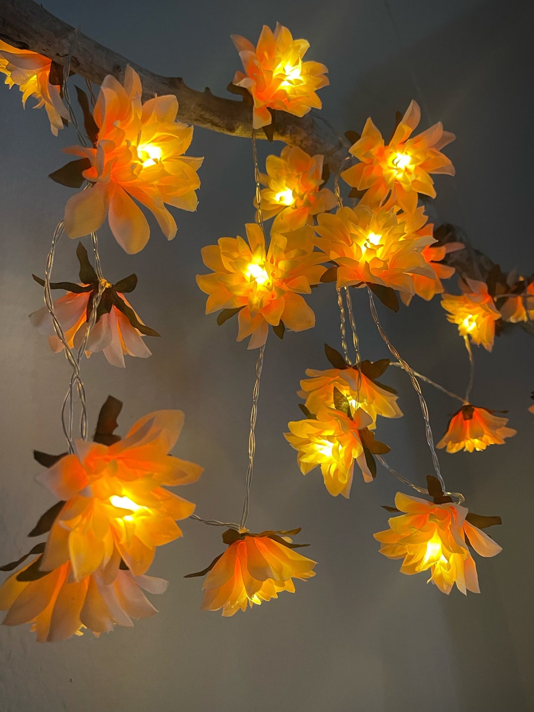 String Lights With Beautiful Flowers and Timer, Also Suitable for ...