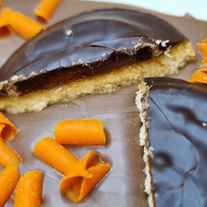 Jaffa Cake and Orange Chocolate Bar image 2