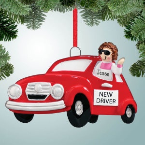 手を振る新人ドライバー - 女の子 - パーソナライズされたクリスマスオーナメント - 新免許証 - 新車