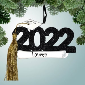 Personalisierte 2022 Graduate Weihnachtsverzierung - High School Abschluss - College - Universität - aktuelles Jahr auf Geschenk