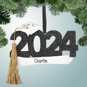 Adorno navideño personalizado para graduados de 2024: escuela secundaria, universidad, diploma, universidad. Personalización gratuita