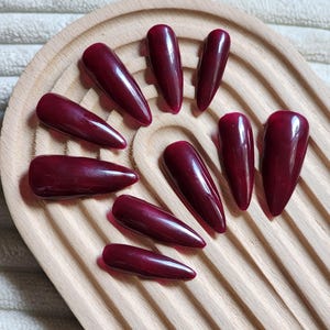 Plain Nails | Reusable Gel Press On Nails | Simple Nails