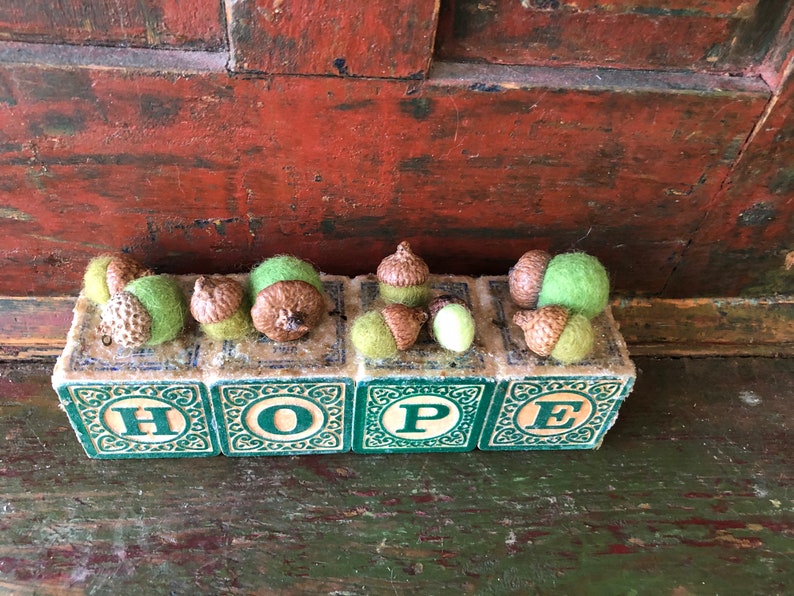 HOPE sign inspirational decoration vintage block art felted acorns.