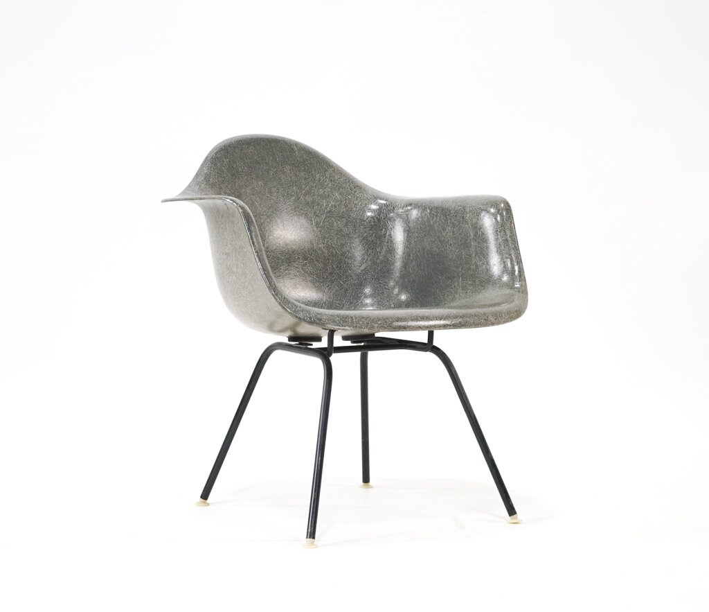 Vintage herman 2024 miller shell chair