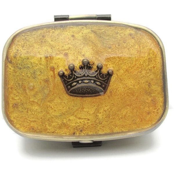 Gold Crown Pill Box, King Queen Medication Holder, Small Pill Box, Mint Box, Sweet Case, Vitamin Box, Epoxy Resin, Royalty Monarchy Gift