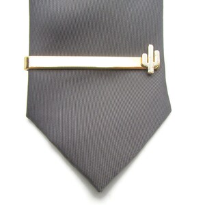 Pinza de corbata con forma de cactus dorada, accesorio para traje estilo western del desierto