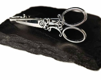 Scissors Tie Clip pour Barbiers - Coiffeurs - Tailleurs - Tie Bar - Silver Tone - Money Clip - Tie Tack - Tie Pin - Steampunk Accessory Suit