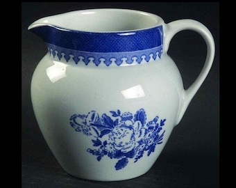 Wedgwood Georgetown Collection "Springfield" Sugar Bowl with Lid
