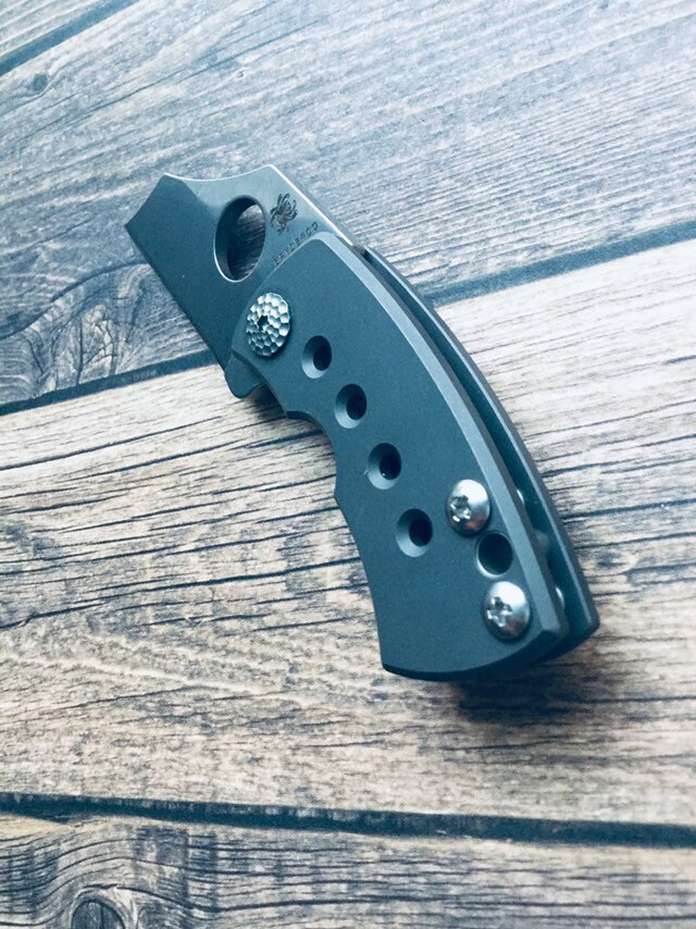 Fits Spyderco McBee • Philips Scale Screws • 2x Front Scale Screws