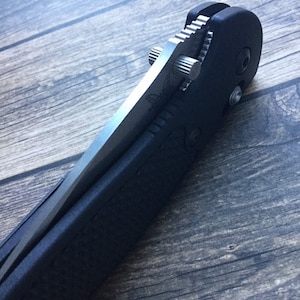 Benchmade Models DOUBLE SLIM GRIP Thumb Stud Benchmade Knife Studs Benchmade  Custom Knife Upgrades Benchmade Models Listed • 1x Thumb Stud