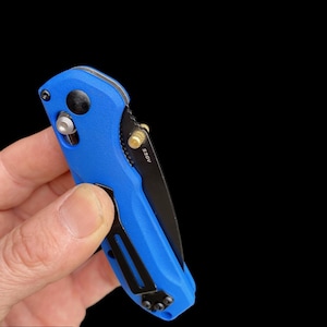 Compatible con los modelos de cuchillos Benchmade. Perno de pulgar SLIM-GRIND doble de latón. Piezas de repuesto de Benchmade de latón macizo. Mejoras de cuchillos personalizados: 1x perno de pulgar.