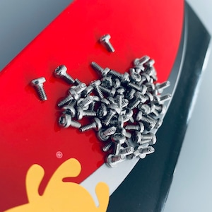 Fits Spyderco Knife Models BIG-HEAD Torx Pocket Clip Screws - 3x Pocket Clip Screws Per Order Fits Many Spyderco Models Spyderco PM2 PM3