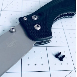 Benchmade Contego 810 (L) • BLACK TORX 8 Pocket Clip Screws - 3x Pocket Clip Screws • Fits Benchmade Mini Griptilian + Large Griptilian