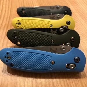 Schrauben für die Frontwaage • Benchmade Mini Griptilian Nur • 2x Schrauben für die Frontwaage • 2x Schrauben pro Bestellung