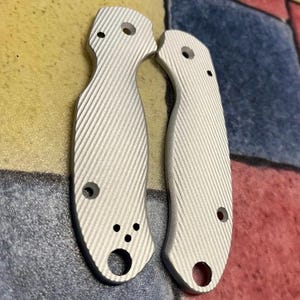 Fits Spyderco Para 3 CUSTOM Silver Metal Linned Scale Set - Spyderco Upgrade Hardware - PM3 Scales - Knife Customization - One Set