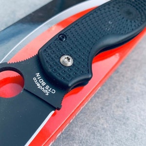 Spyderco Para 3 Lightweight CUSTOM • Tornillos de pivote de cabeza TORX de titanio - 2 tornillos de pivote Cuchillos Spyderco personalizados Spyderco PM3 Lightweight