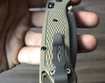Tornillos de titanio de grado NASA para clip de bolsillo Benchmade Bugout CUSTOM. Tornillos de repuesto para muchos modelos de Benchmade. Herrajes para cuchillos Benchmade (3 tornillos).