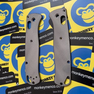 Compatible con Benchmade Bugout CUSTOM CNC Scale / TITANIUM Build - Un juego