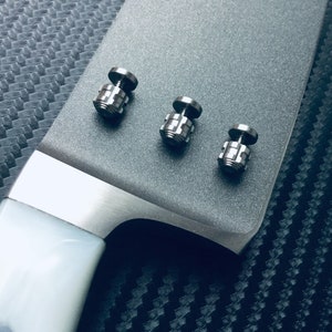 TITANIUM Thumb Stud For Benchmade 533 941 535 551 550 555 556 980 Replacement Benchmade Thumb Stud Benchmade Knife Models • 1x Thumb Stud