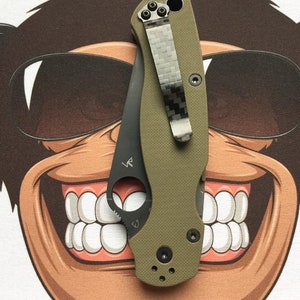 Fits Spyderco Delica Endura Yojimbo PM2 PM3 • Carbon Fiber Pocket Clip • 1x  Lightweight Pocket Clip Spyderco Knives Spyderco Models Listed
