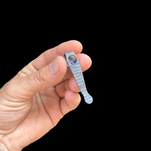 Spydercoナイフモデルに適合 チタン製カスタムANOポケットクリップ Spydercoナイフポケットクリップアップグレード ポケットクリップ1個 - モデルのチェックリスト