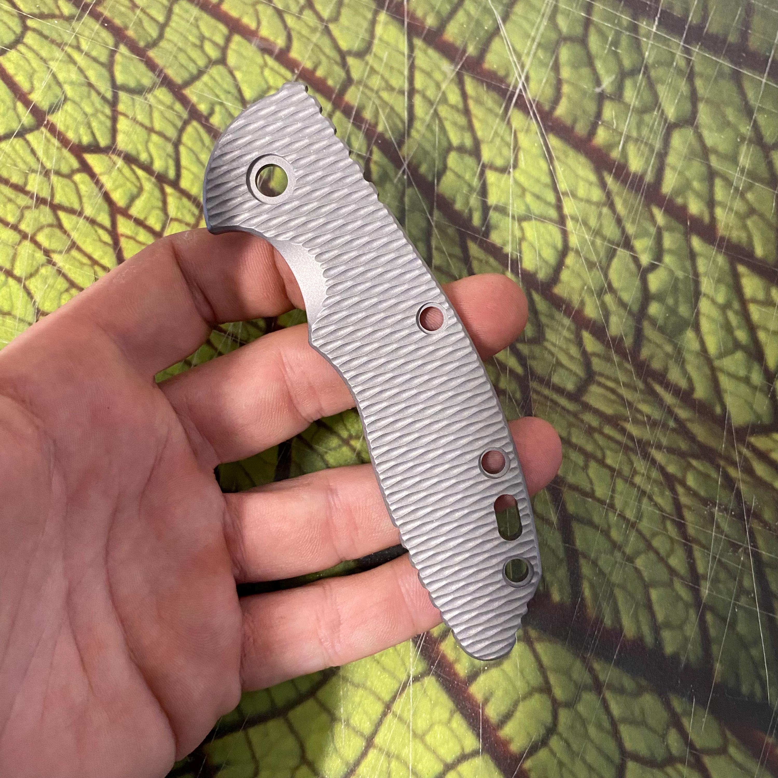 Hinderer xm 18 titanium scales - Etsy 日本