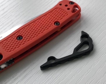 Benchmade Bugout Models Only (Not Mini) Lightweight Ribbed 1x Backspacer / Anodized Black Custom Benchmade Knives Benchmade Bugout Parts