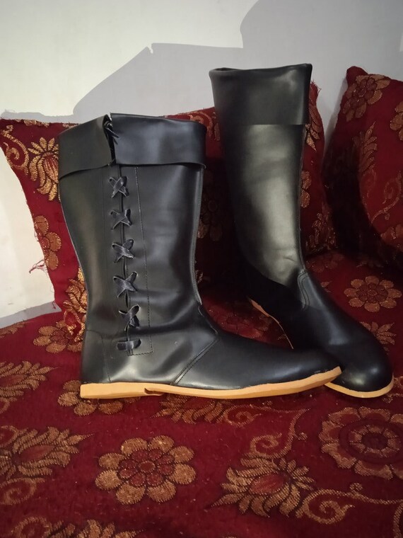 medieval winter boots