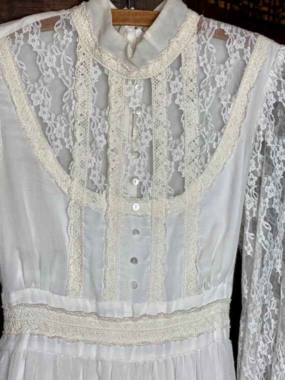 1970s Boho Wedding Dress | Gunne Sax Style | Lace