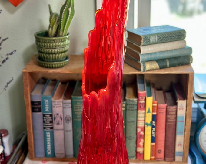 Mid Century Mod LE Smith Diamond Cut Swung Vase 2 Feet Hand Blown Swung