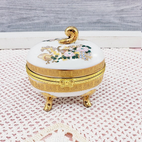 Vintage gold footed trinket - Gem