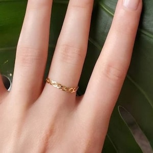 14k Gold Flat Cuban Chain Ring, 14k Solid Gold Ring, Gold Cuban Chain Rings, 14K Solid Gold Chain Ring, Chain Link Ring, Eternity Chain Ring