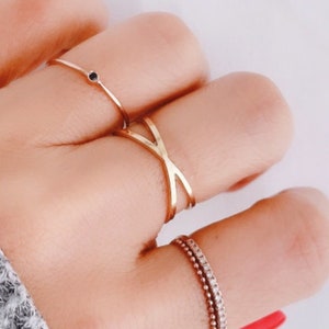 Versatile Gold Ring, X Ring H Ring, 10K 14K Solid Gold Ring, Minimalist Ring, Unique Double Band Ring, Simple Gold Ring, Bypass Ring