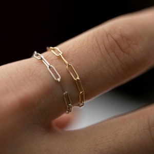 Mini Paper Clip Chain Ring, Minimalist Ring, Chain Ring, 14K Solid Gold Paper Clip Ring, Thin Gold Ring, Stackable Ring, Layering Ring