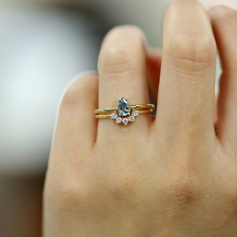 14k Aquamarine Band Aquamarine Solitaire Ring Aquamarine Ring 14K Solid Gold Ring Teardrop Aquamarine Solitaire Ring Minimalist Ring