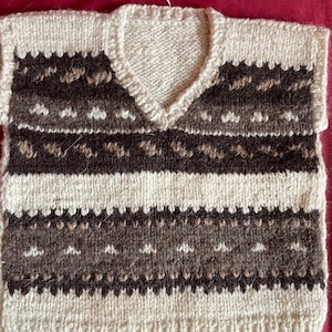 Child’s Pullover Vest Size 6 100% Wool Hand Spun Hand Knit