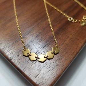 Links 18k Gold Hexagon Necklace | Gold Charms | Dainty Necklaces | Gold Necklace | Gifts for Her | Gold Jewelry | Anniversary Gifts for Her