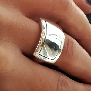 Großer geometrischer Ring aus Sterlingsilber • Handgemachter Statement Schmuck • Minimalistisches Band