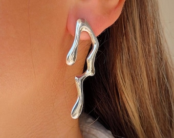 Moderna abstrakta silverörhängen • Smält design i statement-stil • Samtida konstnärliga smycken • Unika geometriska smycken