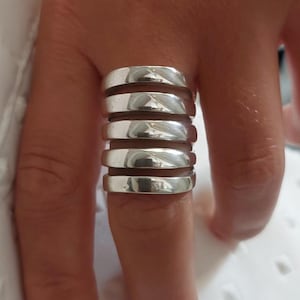 Anello a fascia larga in argento sterling • Anello impilabile di grandi dimensioni • Gioiello vistoso e di grandi dimensioni realizzato a mano