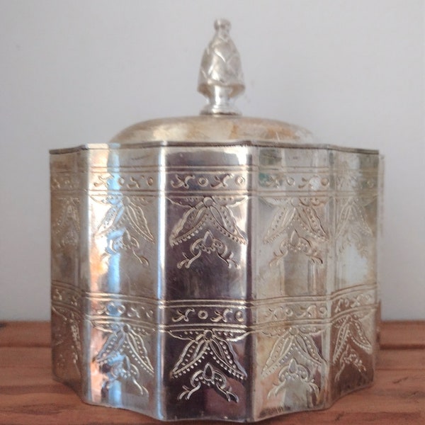 Vintage Godinger Silverplate Paul Revere Style Engraved Trinket Box