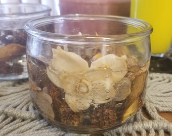 Amber Sandalwood Gel Candle