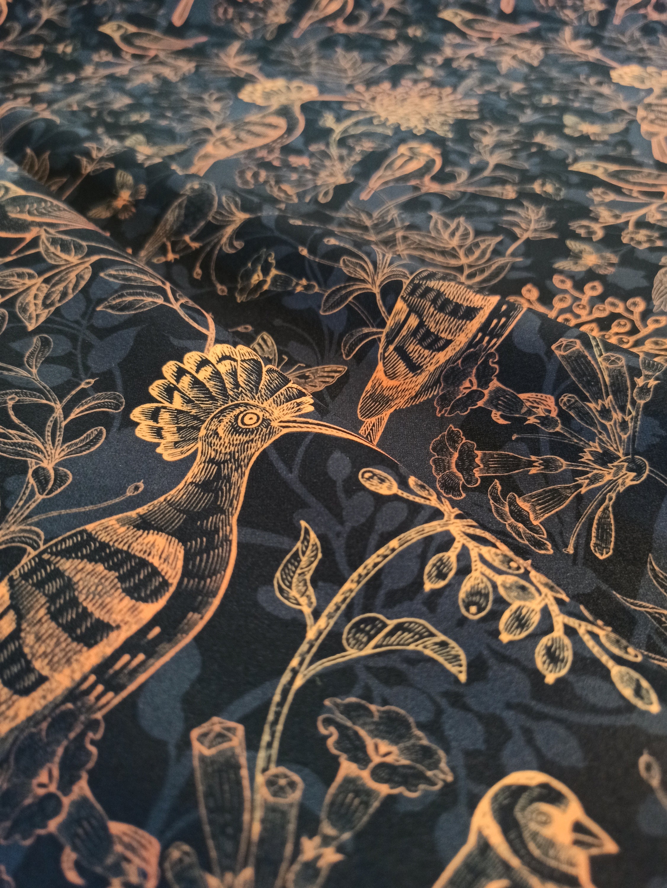 Printed Velvet Upholstery Fabric 355g/m2 Exotic Birds -