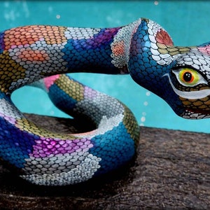 Alebrije // Culebra // Neón // Madera// Oaxaca // México // Artesanía // Reptiliano // Arte // Espíritu // Escultura // imagen 1