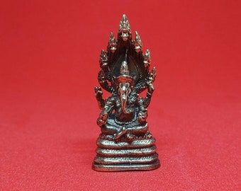 Beautiful Set of 5 different Ganesh / Ganesha Hindu god brass statues