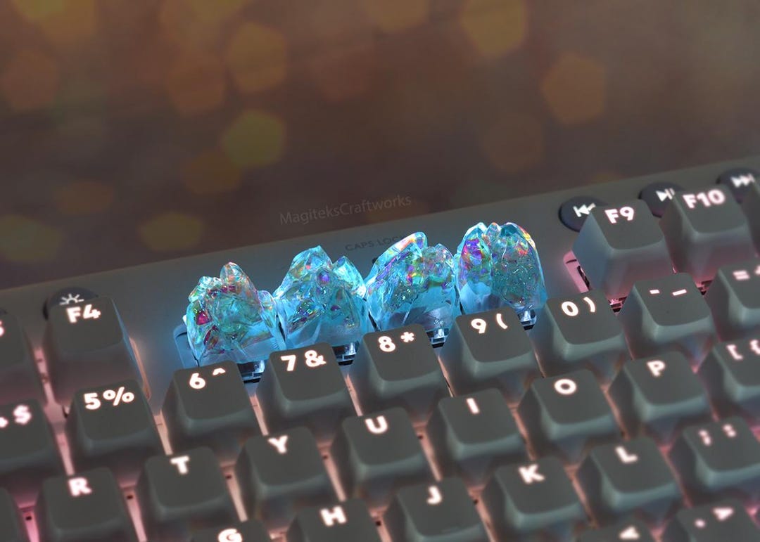 Holo Teal Crystal Peaks 1 Artisan Keycap | Final Fantasy Crystals ...