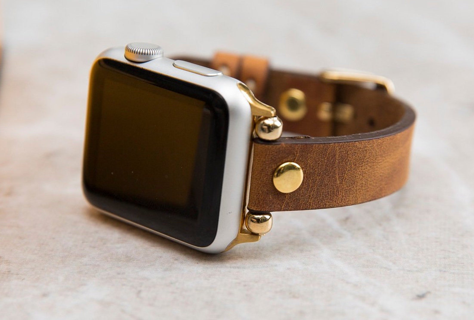 apple watch 42mm band on 44mm