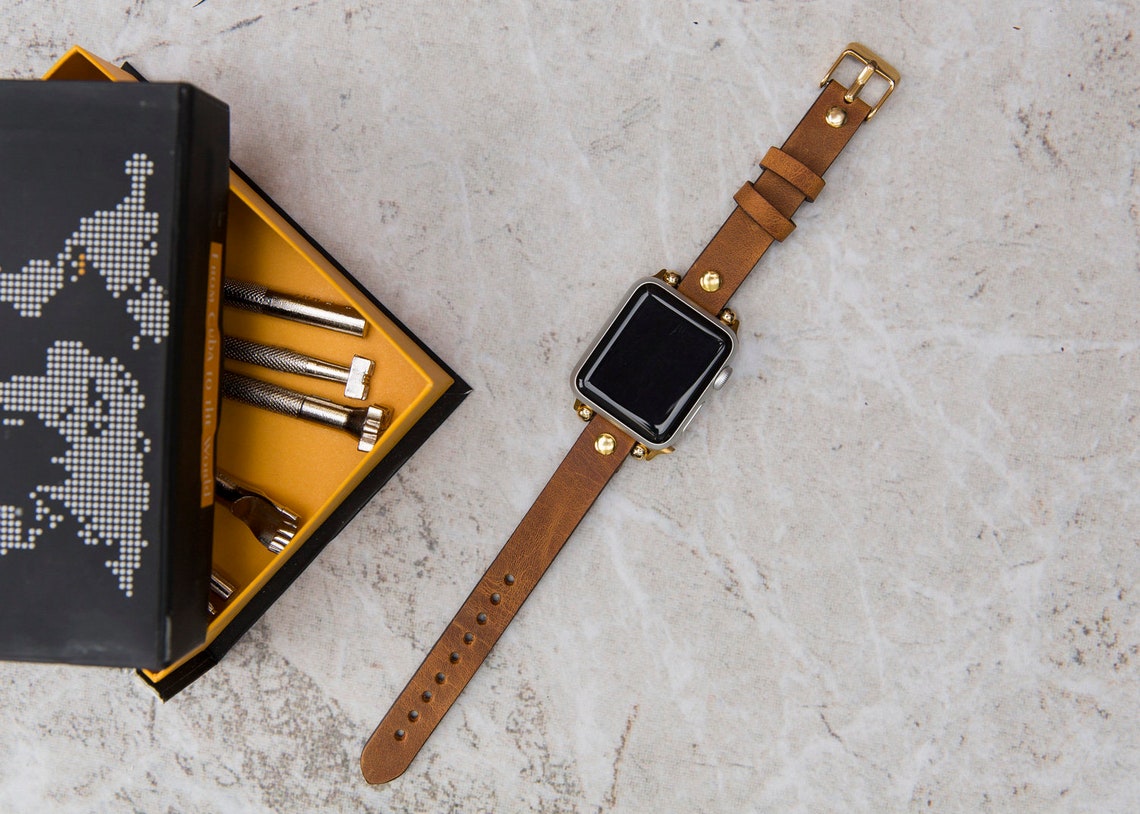 40mm band on 44mm apple watch