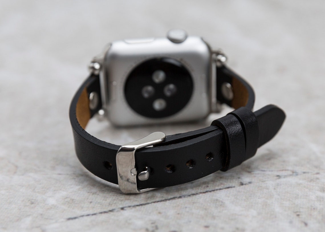 40mm band on 44mm apple watch